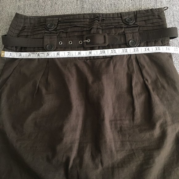 Limited Collection Contemporary Taupe Skirt, Size: 8 - Picture 8 of 9